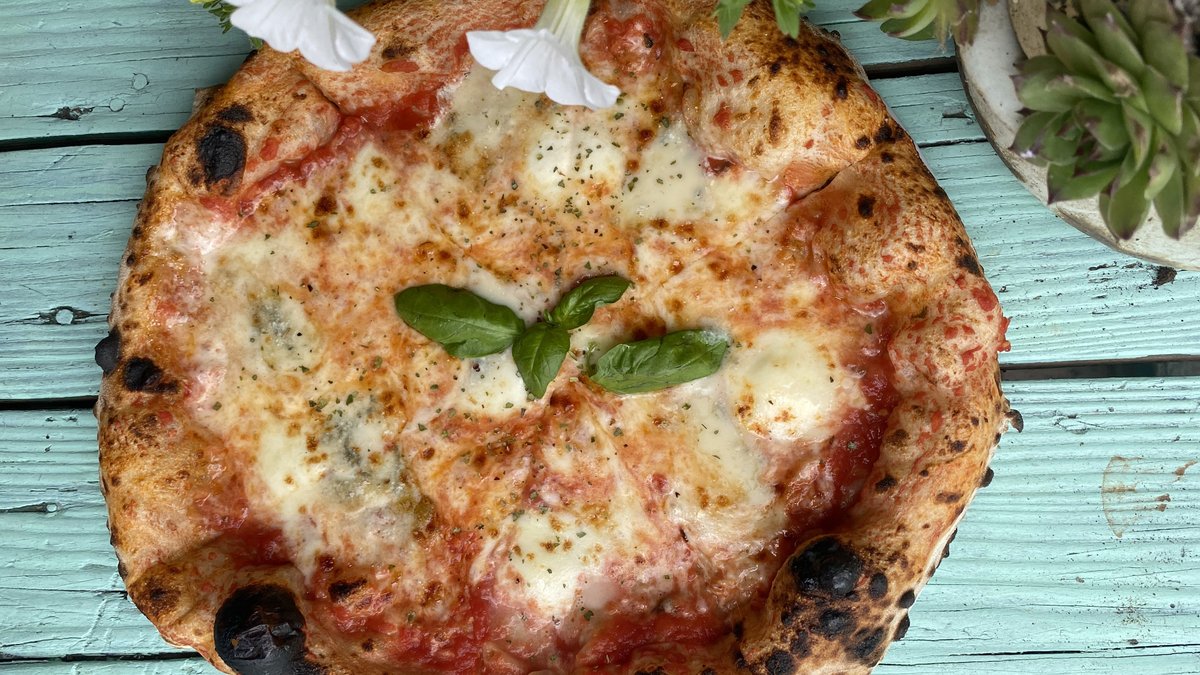 Pizza 4 sira
