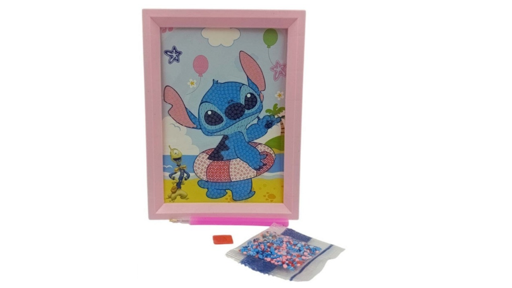 Stitch diamond dotz pink in a beach 18,5cm x 13,5cm